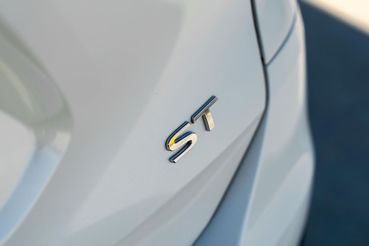 2015 Nissan X-TRAIL ST T32
