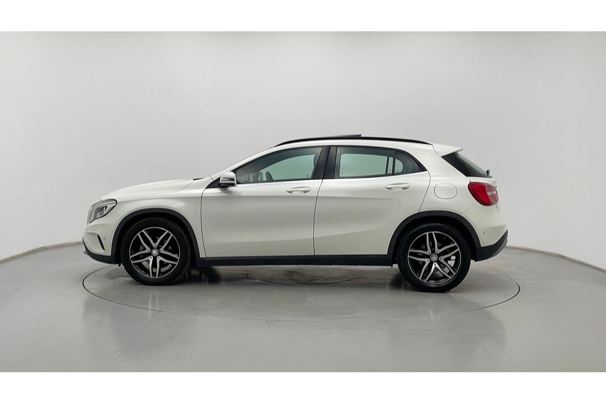 2016 Mercedes-Benz GLA-Class GLA180 X156