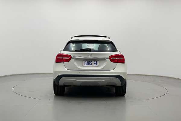 2016 Mercedes-Benz GLA-Class GLA180 X156