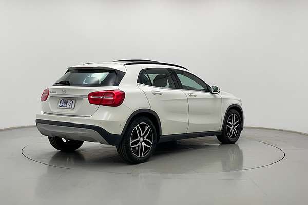 2016 Mercedes-Benz GLA-Class GLA180 X156