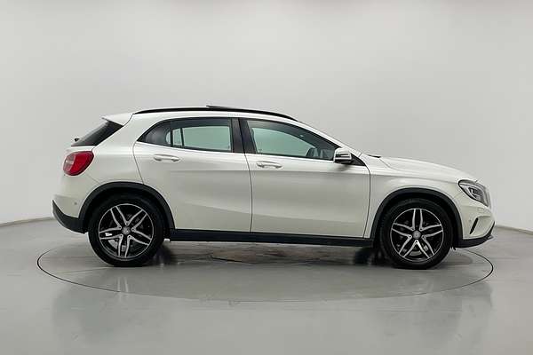 2016 Mercedes-Benz GLA-Class GLA180 X156
