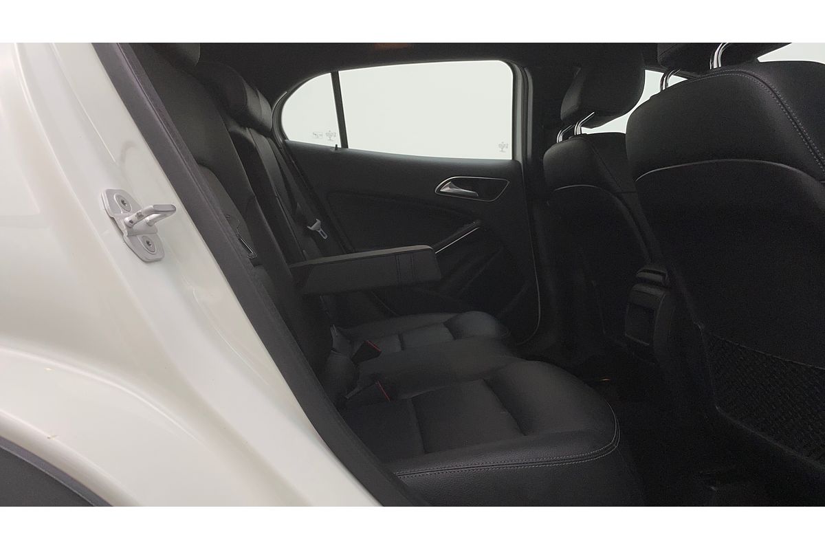 2016 Mercedes-Benz GLA-Class GLA180 X156