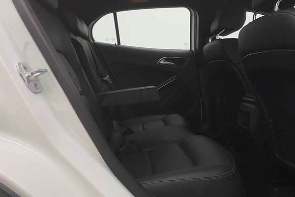 2016 Mercedes-Benz GLA-Class GLA180 X156