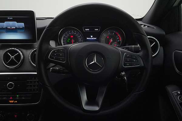 2016 Mercedes-Benz GLA-Class GLA180 X156