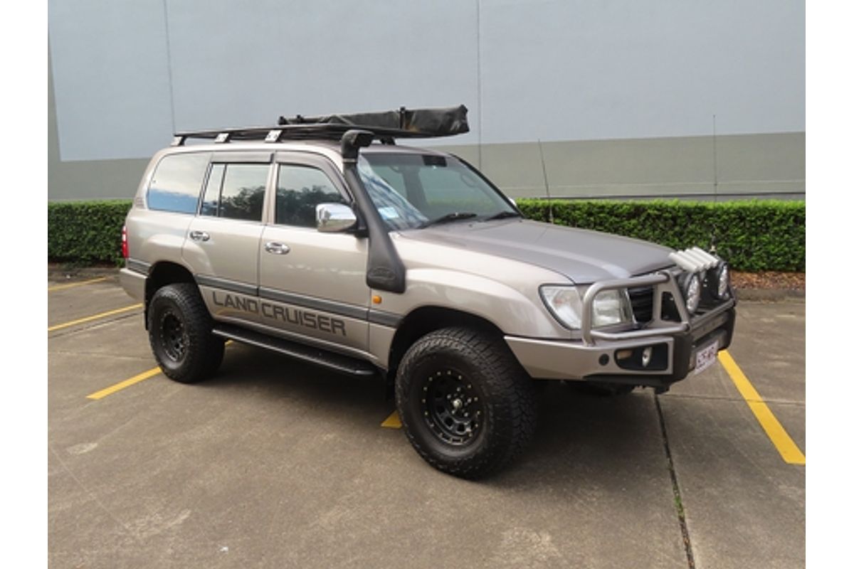 2004 Toyota Landcruiser GXL UZJ100R