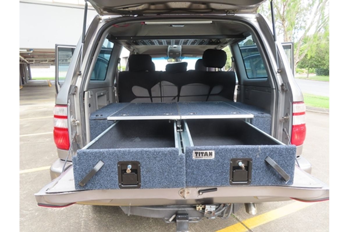 2004 Toyota Landcruiser GXL UZJ100R