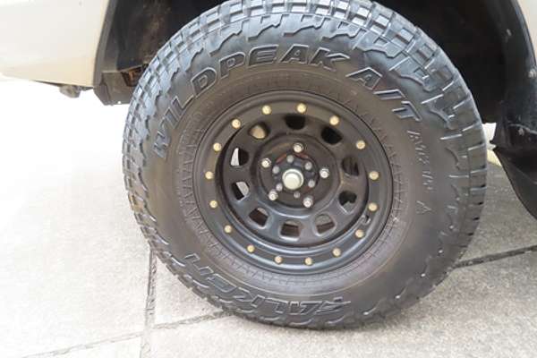 2004 Toyota Landcruiser GXL UZJ100R
