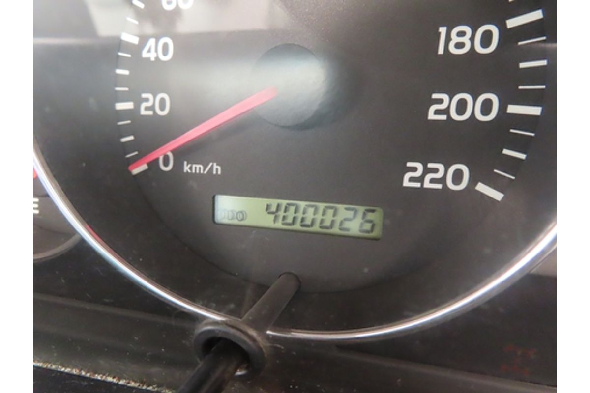 2004 Toyota Landcruiser GXL UZJ100R