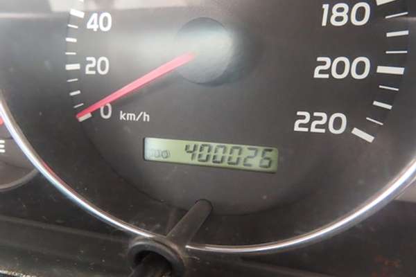2004 Toyota Landcruiser GXL UZJ100R