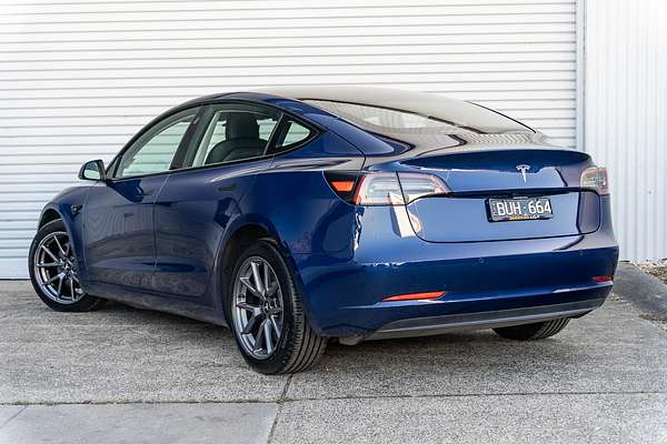 2022 Tesla Model 3 Rear-Wheel Drive