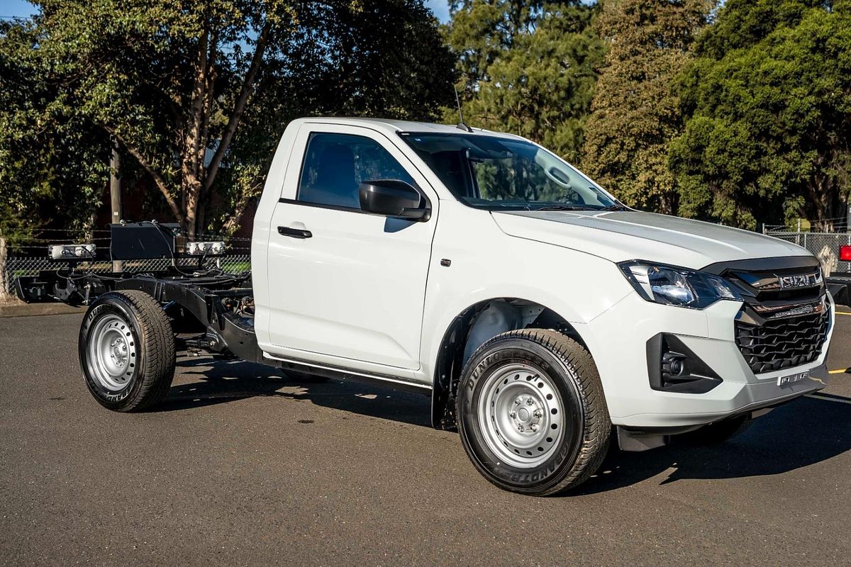 2025 Isuzu D-MAX SX 4X4