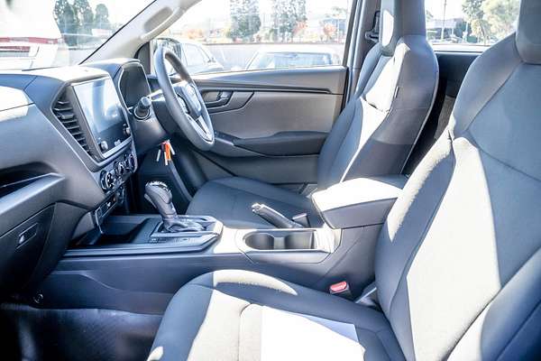 2025 Isuzu D-MAX SX 4X4