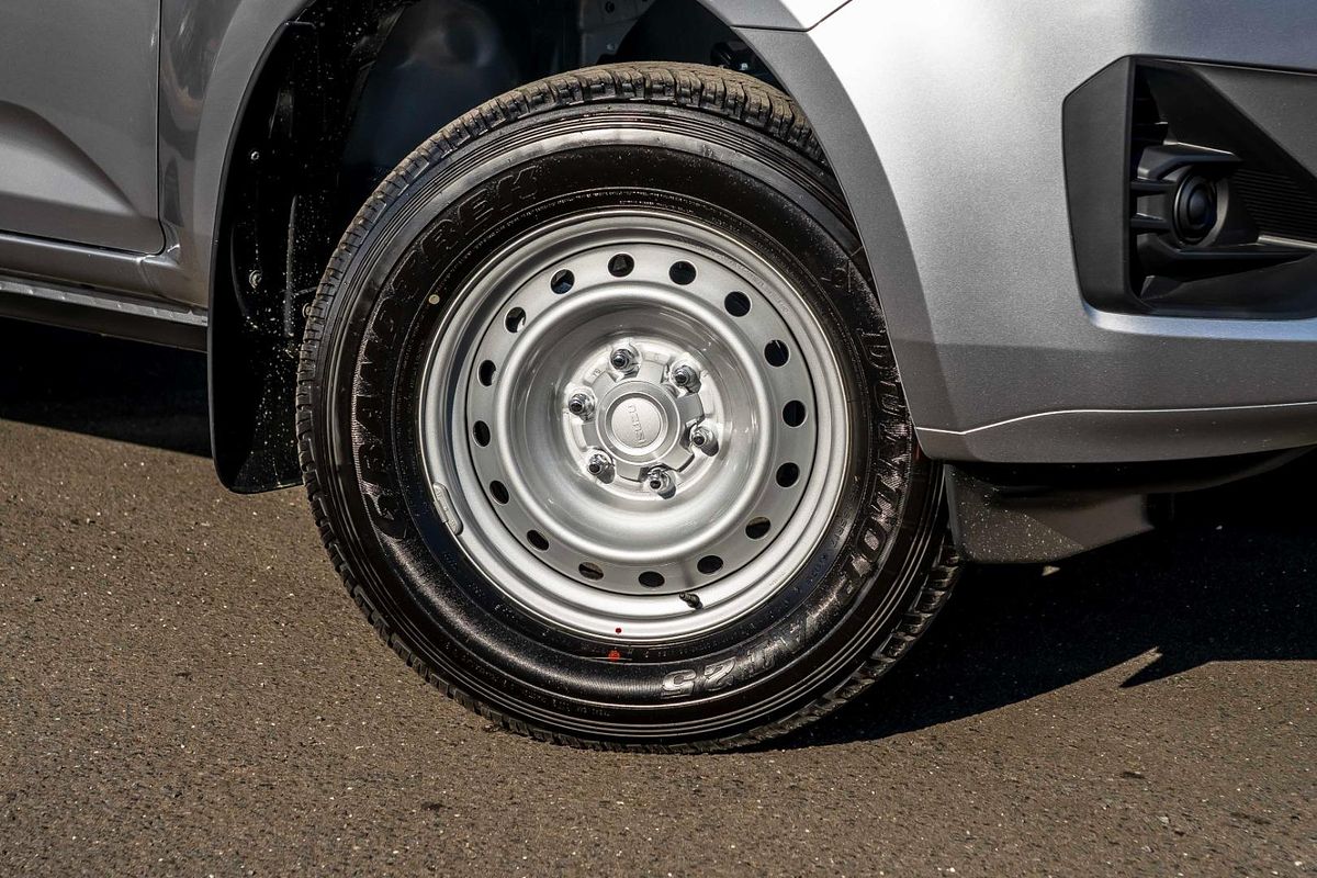 2025 Isuzu D-MAX SX High Ride Rear Wheel Drive