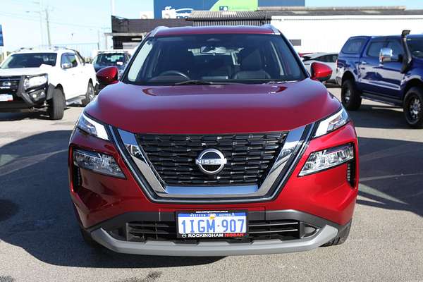 2024 Nissan X-TRAIL ST T33