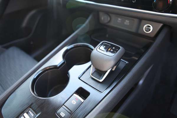 2024 Nissan X-TRAIL ST T33