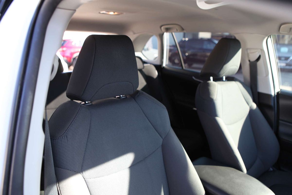 2020 Toyota RAV4 GX AXAH54R