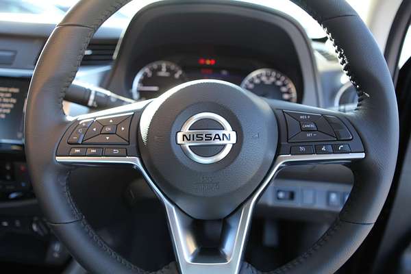 2025 Nissan Navara ST-X D23 4X4