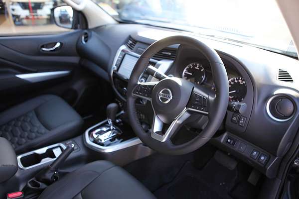 2025 Nissan Navara ST-X D23 4X4