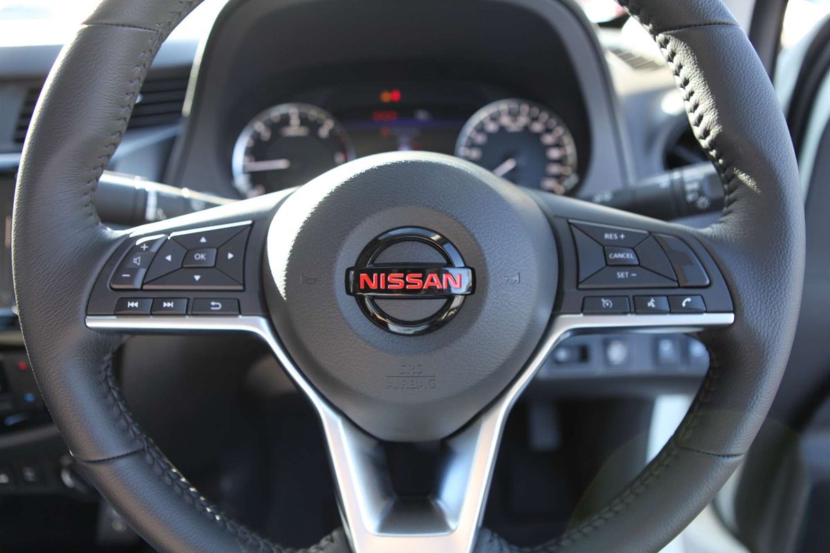 2024 Nissan Navara PRO-4X Warrior D23 4X4