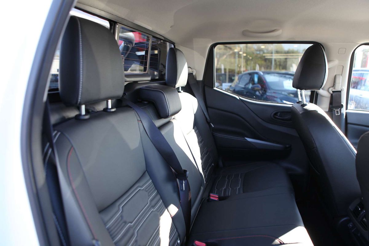 2024 Nissan Navara PRO-4X Warrior D23 4X4