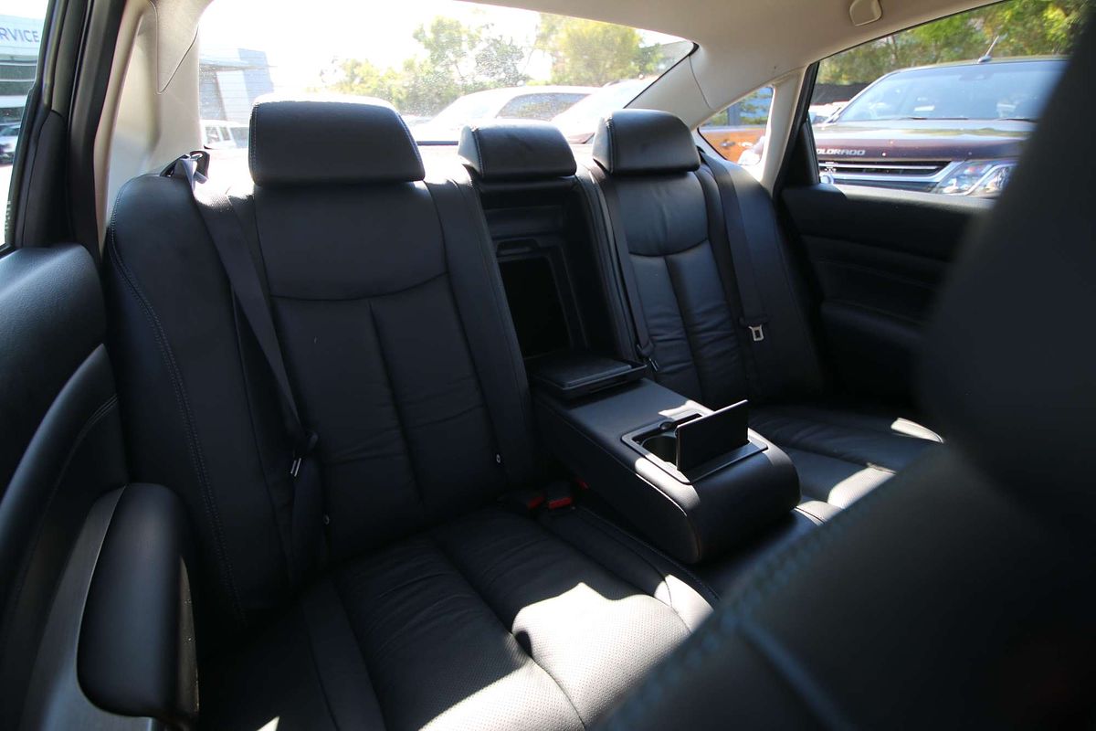2013 Nissan Maxima 250 ST-L J32