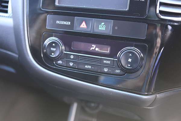 2016 Mitsubishi Outlander LS ZK