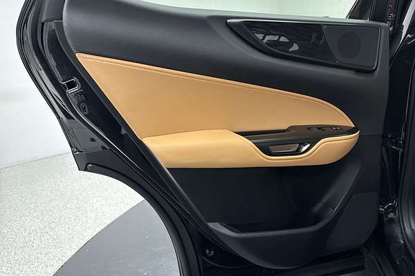 2023 Lexus NX NX350h Luxury AAZH20R