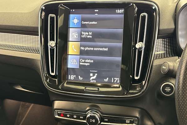 2021 Volvo XC40 T5 R-Design