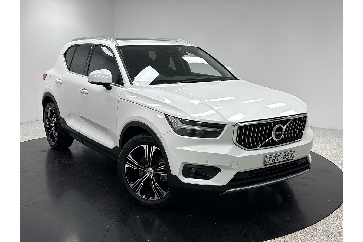 2022 Volvo XC40 T4 Inscription