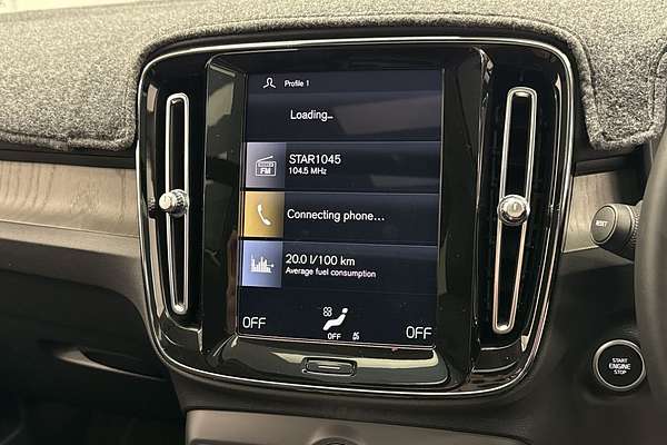 2022 Volvo XC40 T4 Inscription