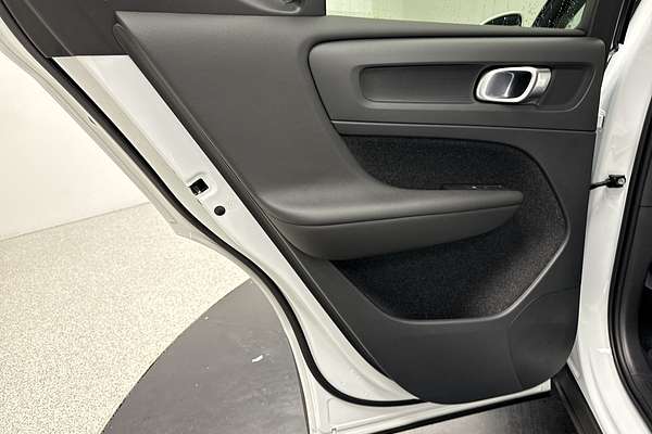 2022 Volvo XC40 T4 Inscription