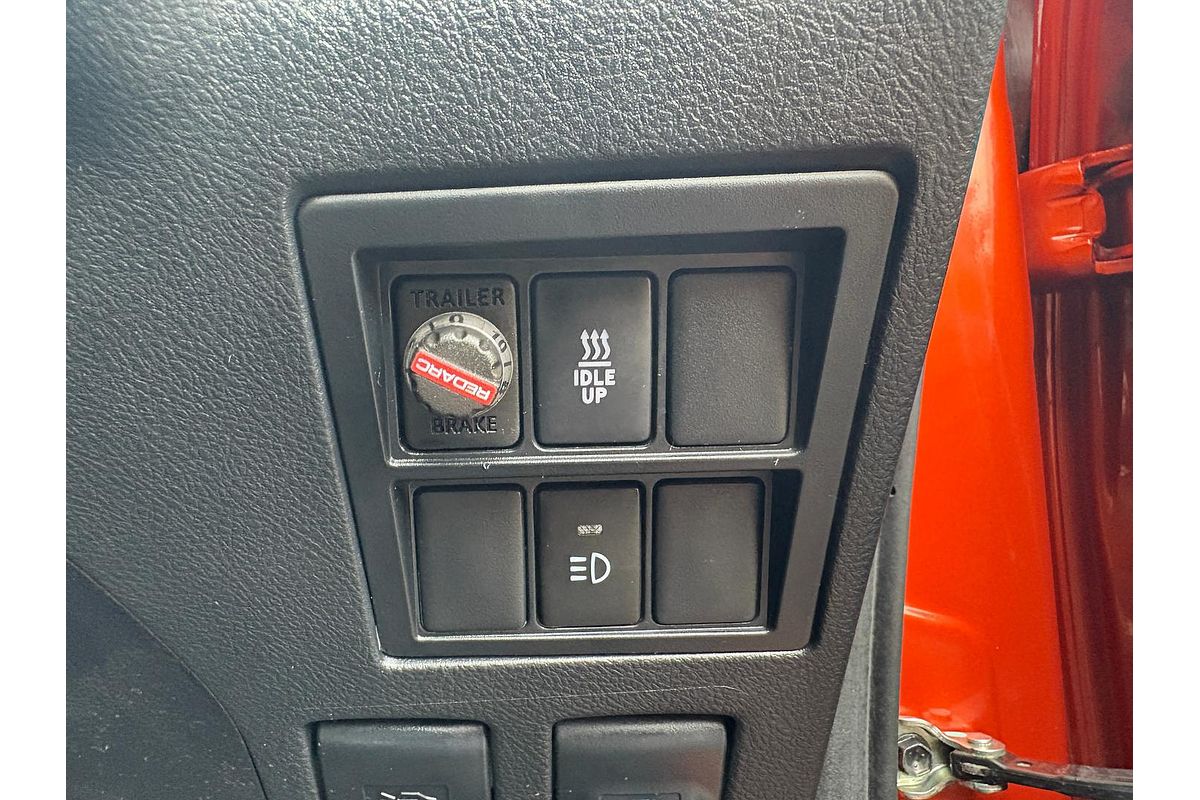 2018 Toyota Hilux Rugged X GUN126R 4X4