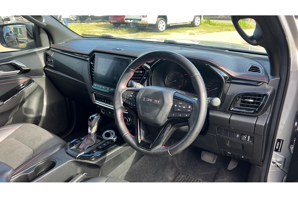 2022 Isuzu D-MAX X-TERRAIN 4X4