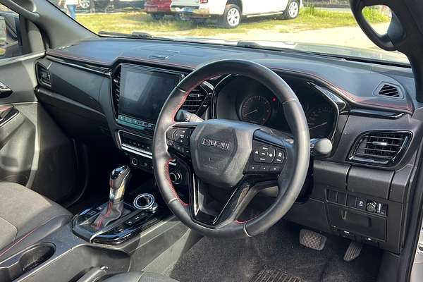 2022 Isuzu D-MAX X-TERRAIN 4X4