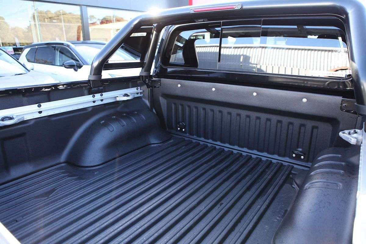 2025 Nissan Navara PRO-4X D23 4X4