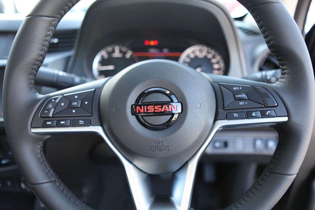 2025 Nissan Navara PRO-4X D23 4X4