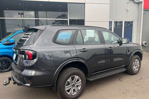 2024 Ford Everest Ambiente 2.0L