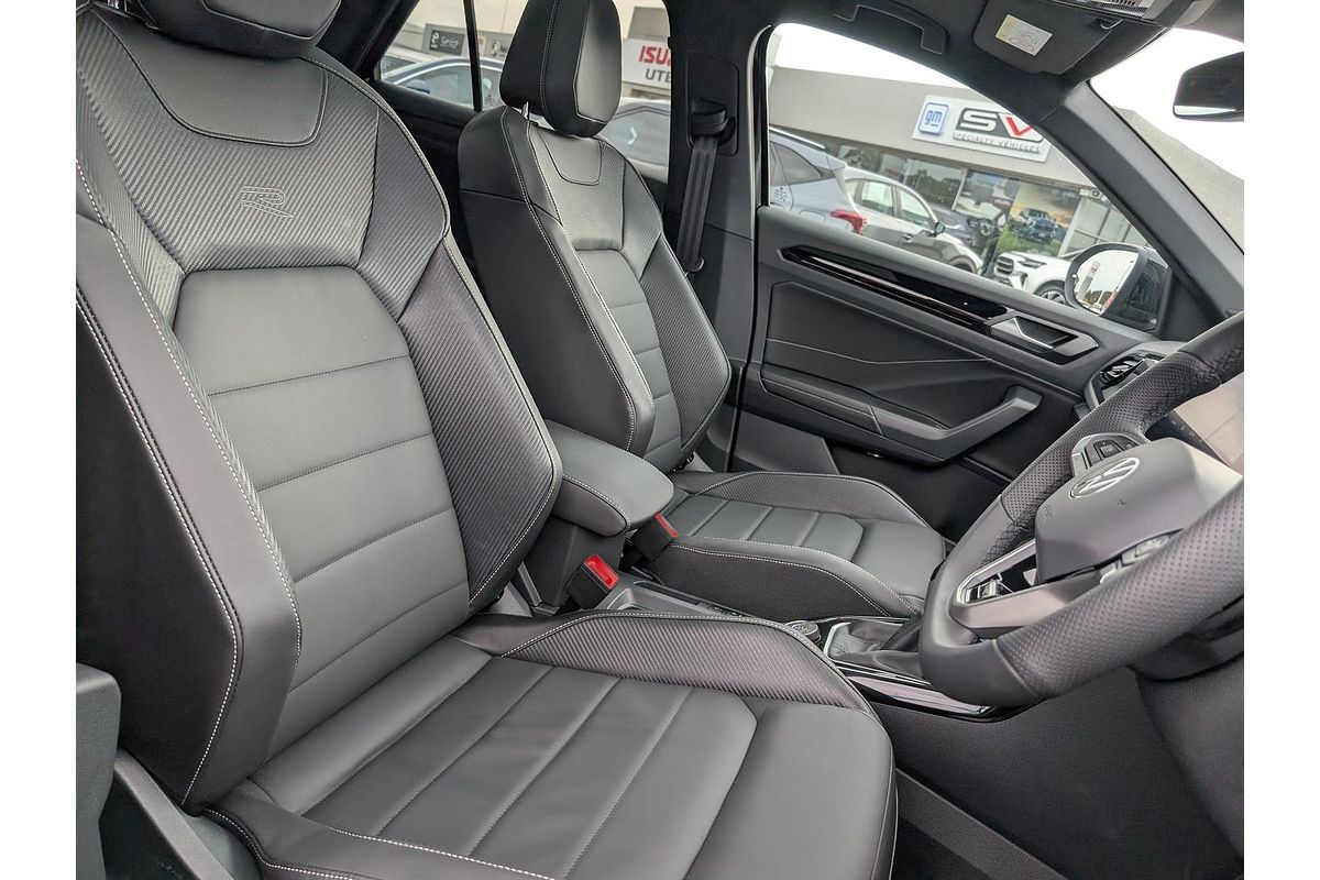 2025 Volkswagen T-Roc 140TSI R-Line D11