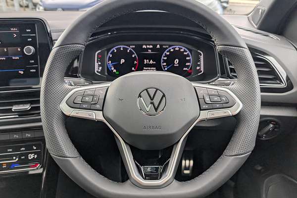 2025 Volkswagen T-Roc 140TSI R-Line D11