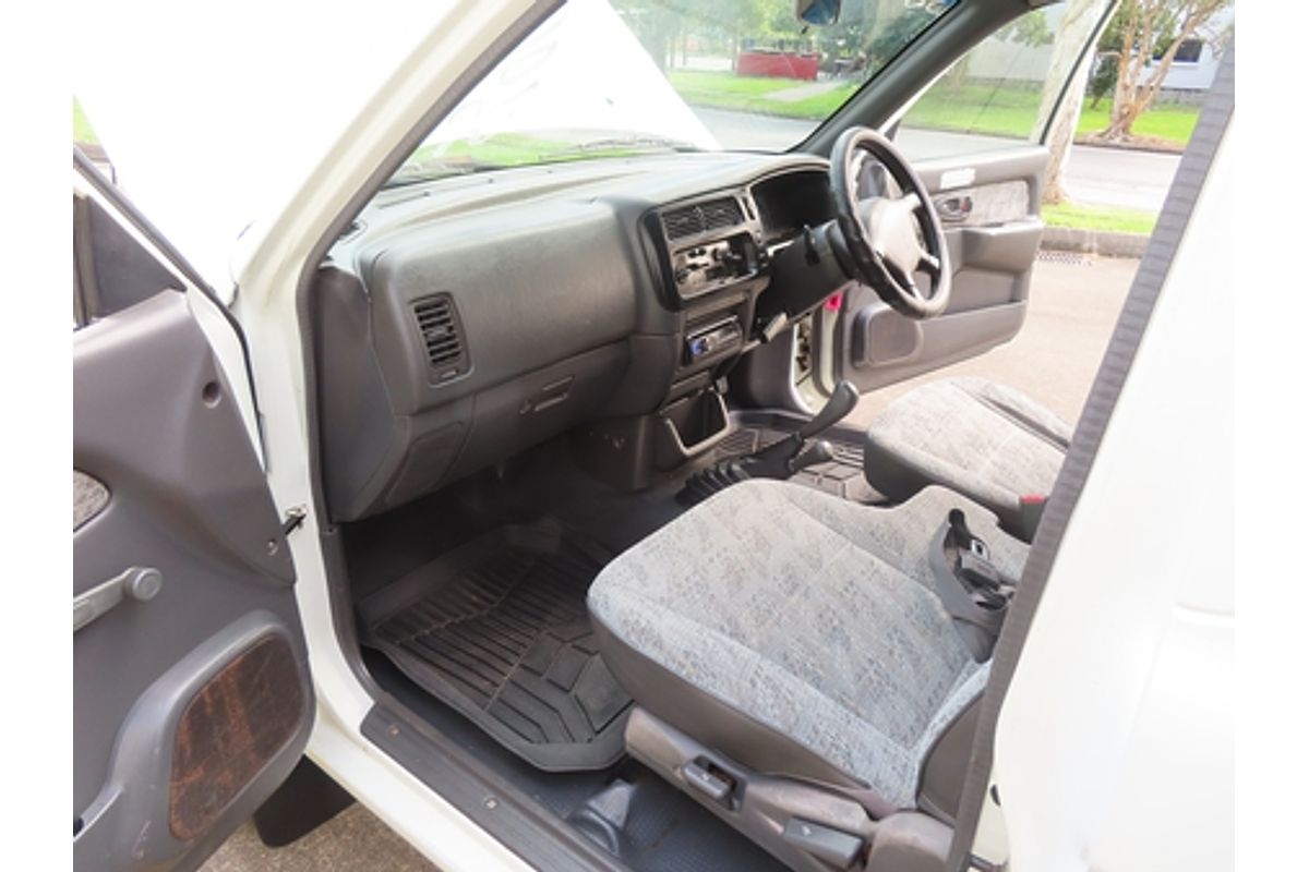 1998 Mitsubishi Triton GL MK Rear Wheel Drive