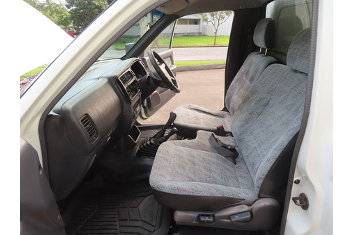 1998 Mitsubishi Triton GL MK Rear Wheel Drive