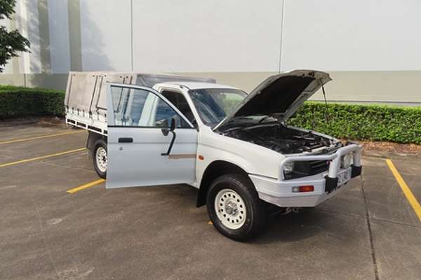 1998 Mitsubishi Triton GL MK Rear Wheel Drive
