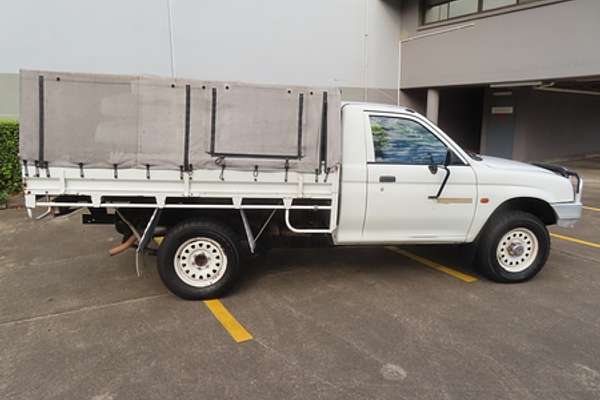 1998 Mitsubishi Triton GL MK Rear Wheel Drive