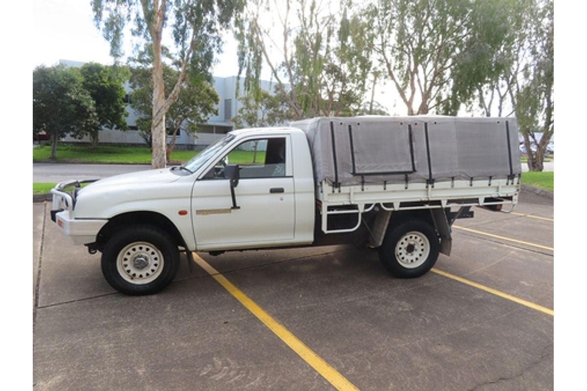 1998 Mitsubishi Triton GL MK Rear Wheel Drive