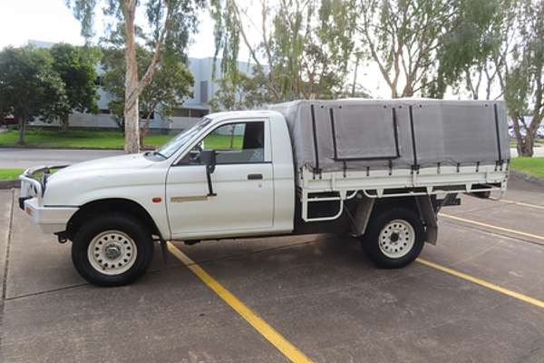 1998 Mitsubishi Triton GL MK Rear Wheel Drive