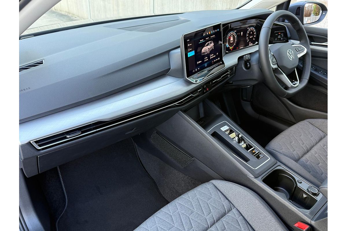 2025 Volkswagen Golf 110TSI Life 8.5