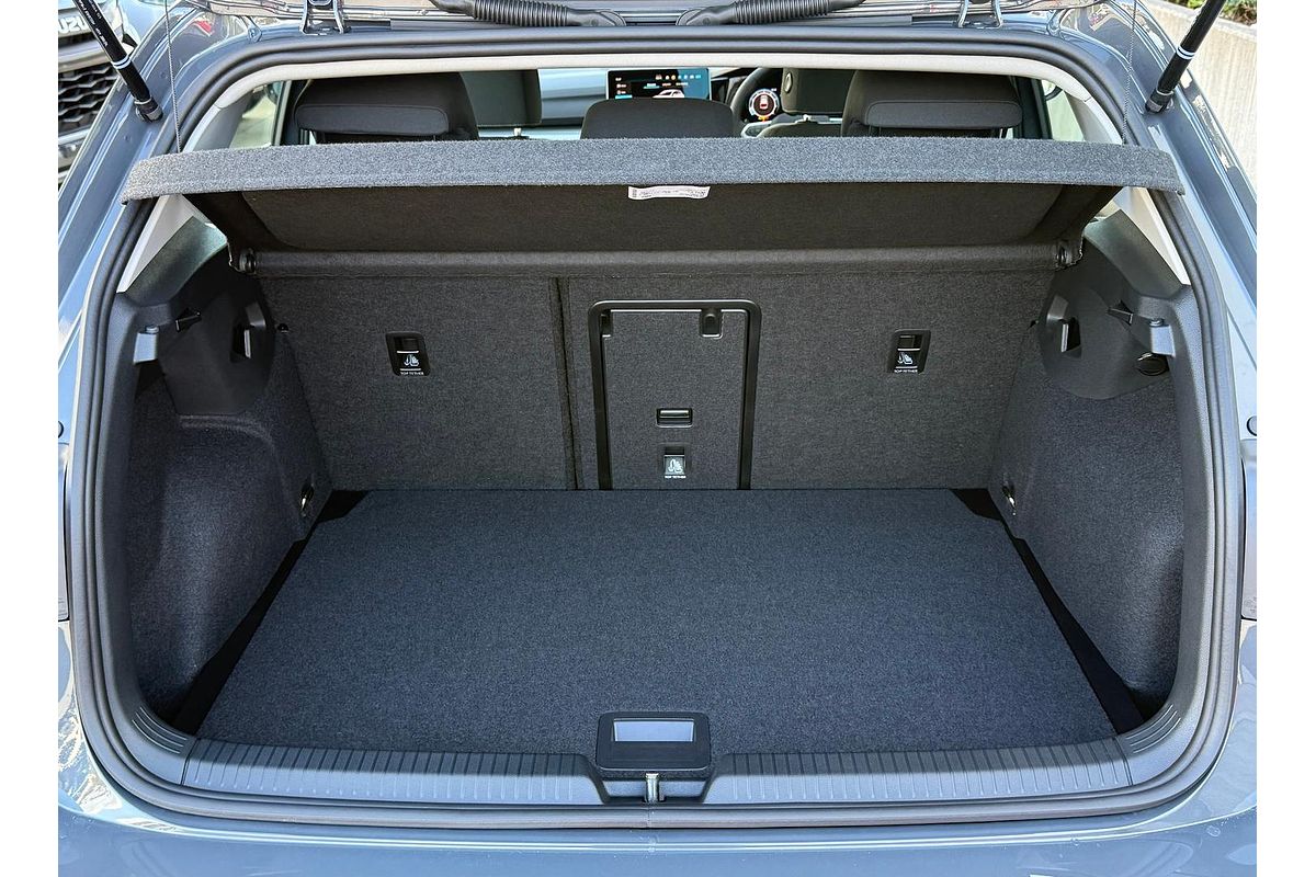 2025 Volkswagen Golf 110TSI Life 8.5