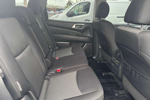 2020 Nissan Pathfinder ST R52 Series III