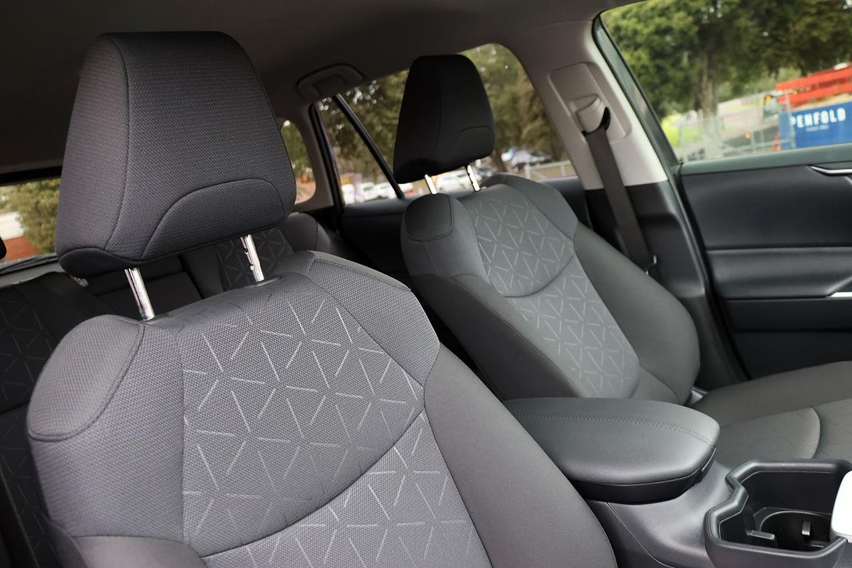 2023 Toyota RAV4 GXL MXAA52R