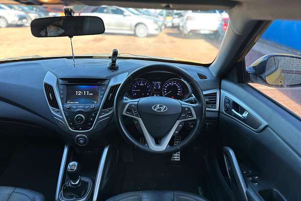 2011 Hyundai Veloster + FS